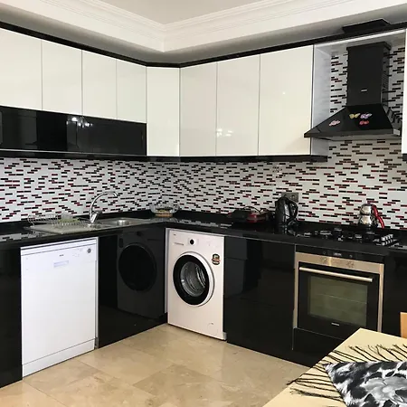 Tyana Home-1 Апартаменти