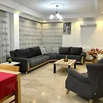 Tyana Home-1 Lejlighed