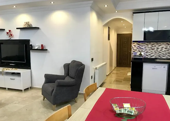 아파트 Tyana Home-1 카스