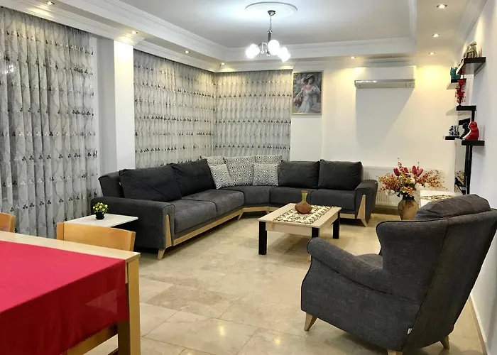 Tyana Home-1 아파트